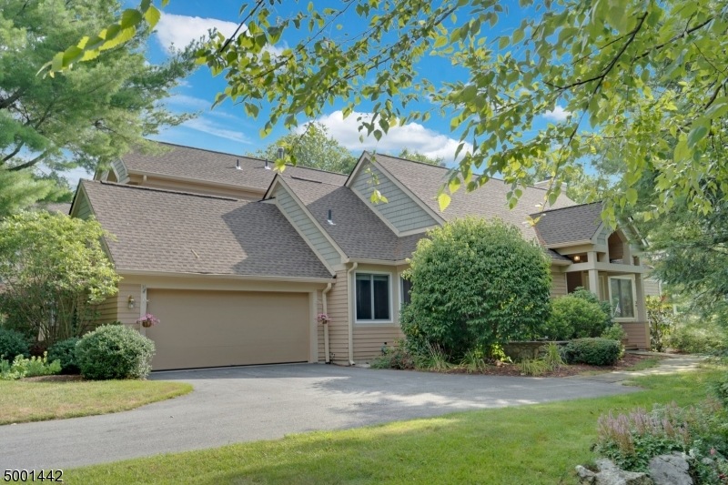 35 Sugar Maple Ln, Hamburg, NJ 07419 - photo 1