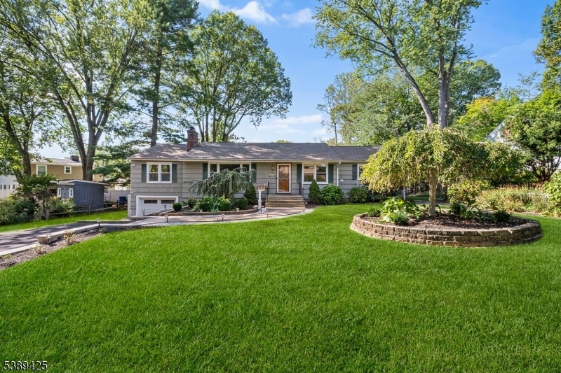 333 Old Tote Rd, Mountainside, NJ 07092 - photo 1