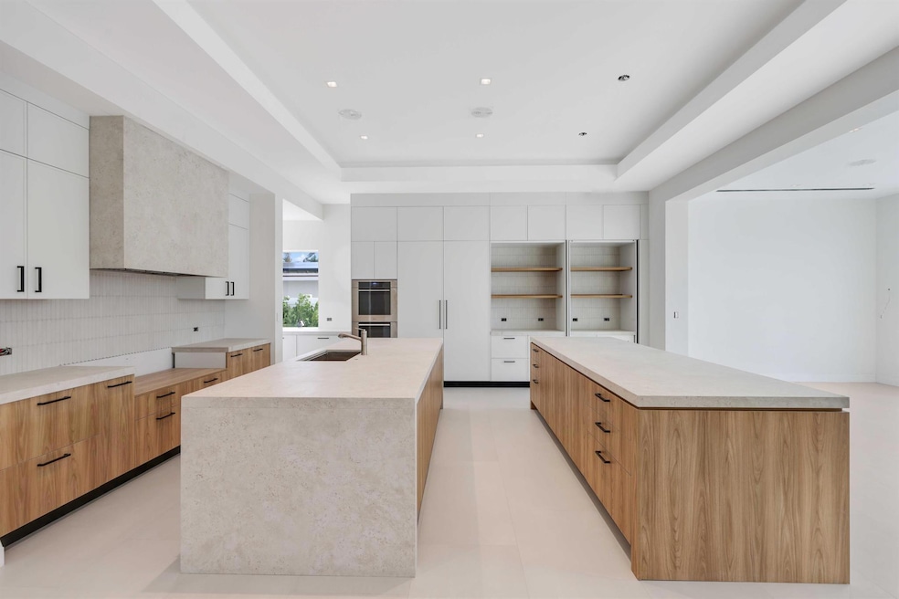 For Sale $6,250,000 • Co-Listing Agent