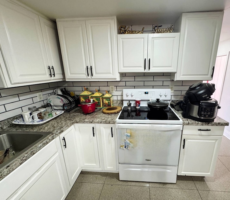 16416 US Hwy 19 N unit 818, Clearwater, FL 33764 - photo 1