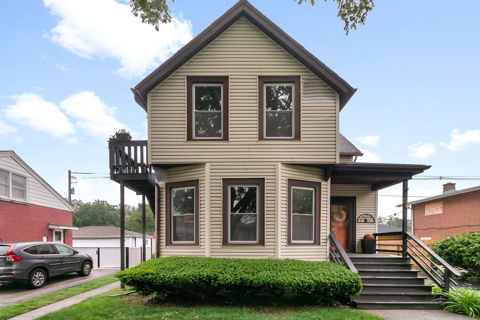 96 E Quincy St, Riverside, IL 60546 - photo 1