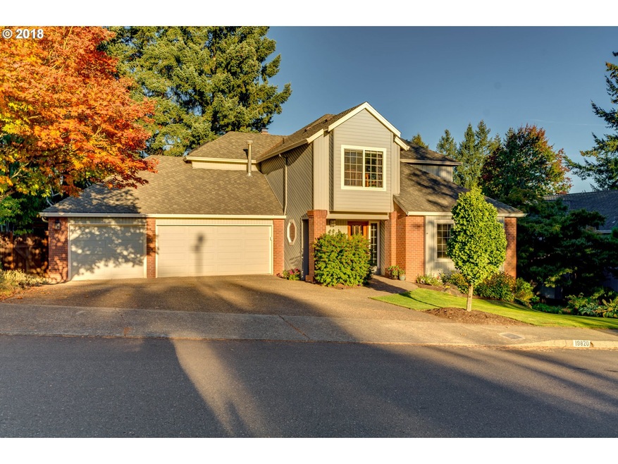 19820 Suncrest Dr, West Linn, OR 97068 - photo 1