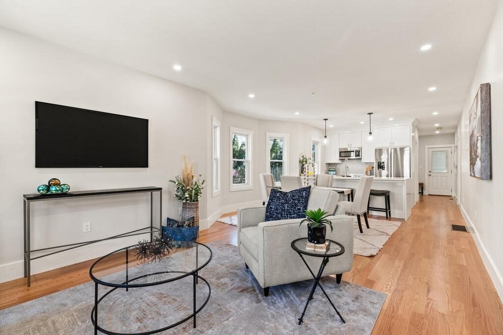 32 Cambridge Terrace unit 2, Cambridge, MA 02140 - photo 1