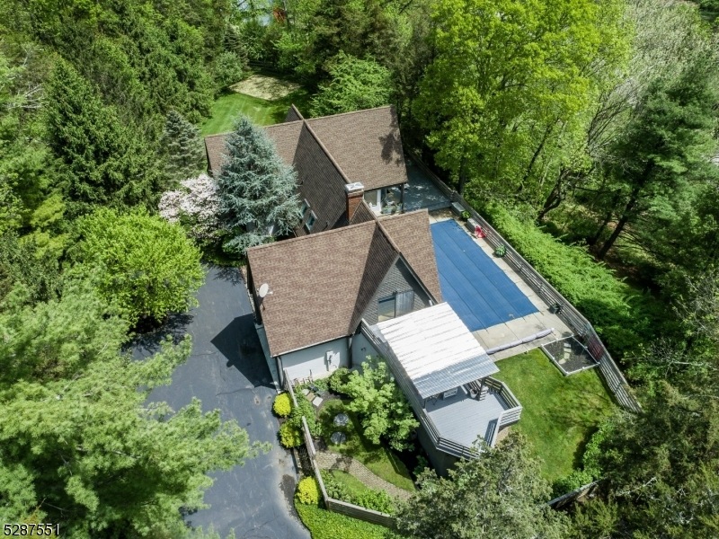 11 Cliffview Dr, Lafayette, NJ 07848 - photo 1