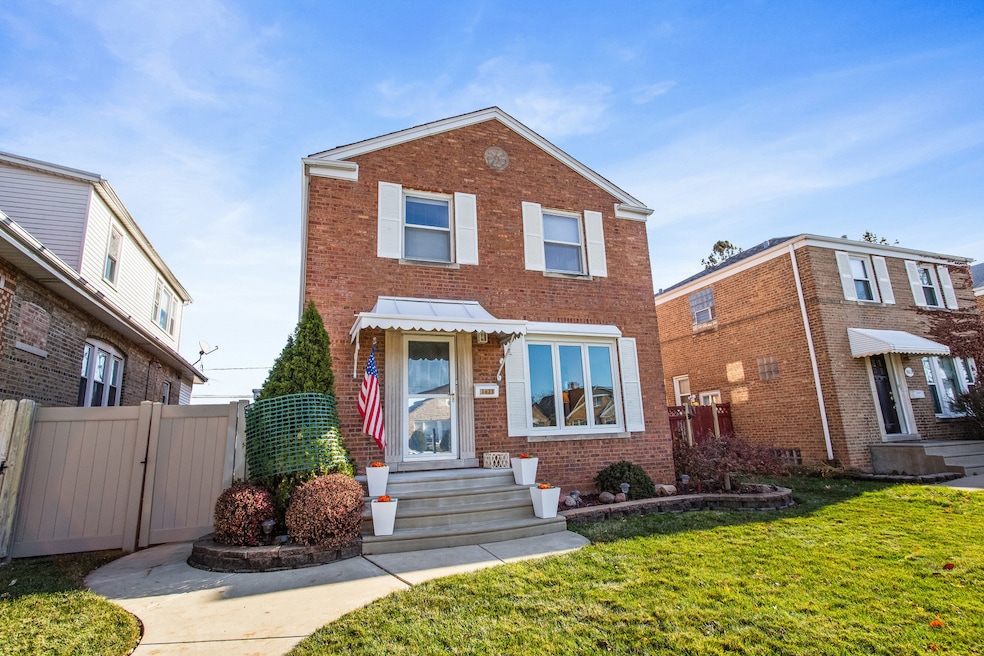 3623 N Sayre Ave, Chicago, IL 60634 - photo 1