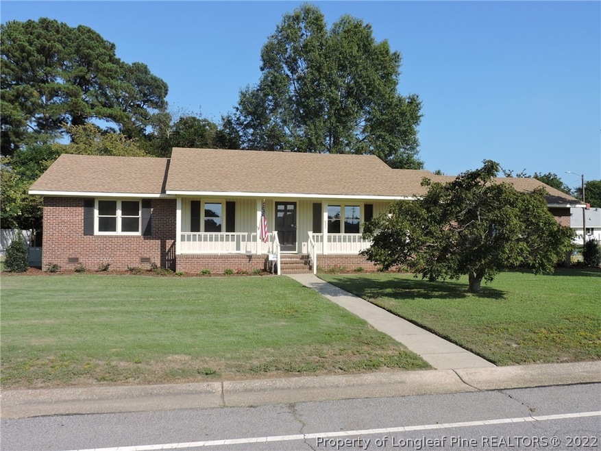 825 Emeline Ave, Fayetteville, NC 28303 - photo 1