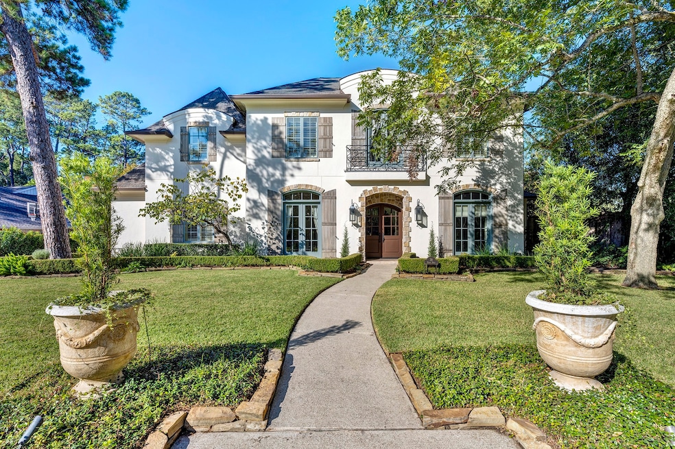 39 Knipp Rd, Houston, TX 77024 - photo 1