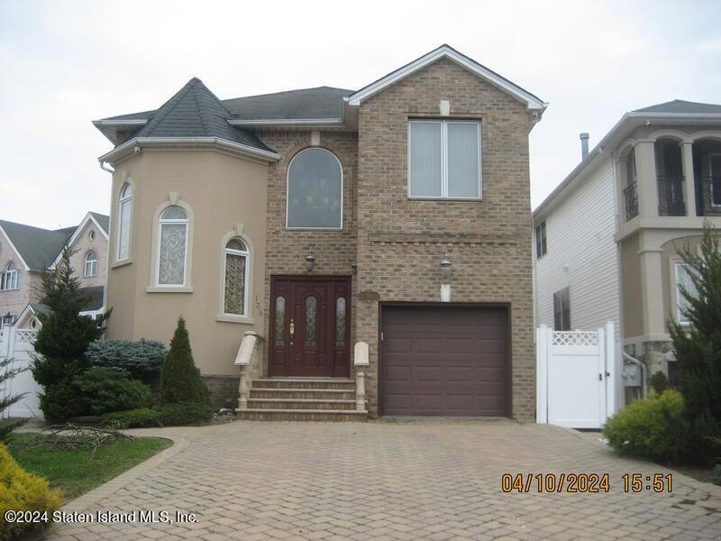 138 Covington Cir, Staten Island, NY 10312 - photo 1