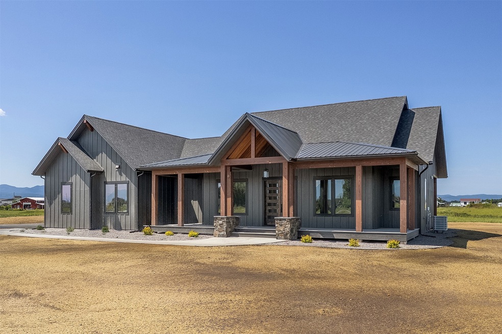 For Sale $1,025,000