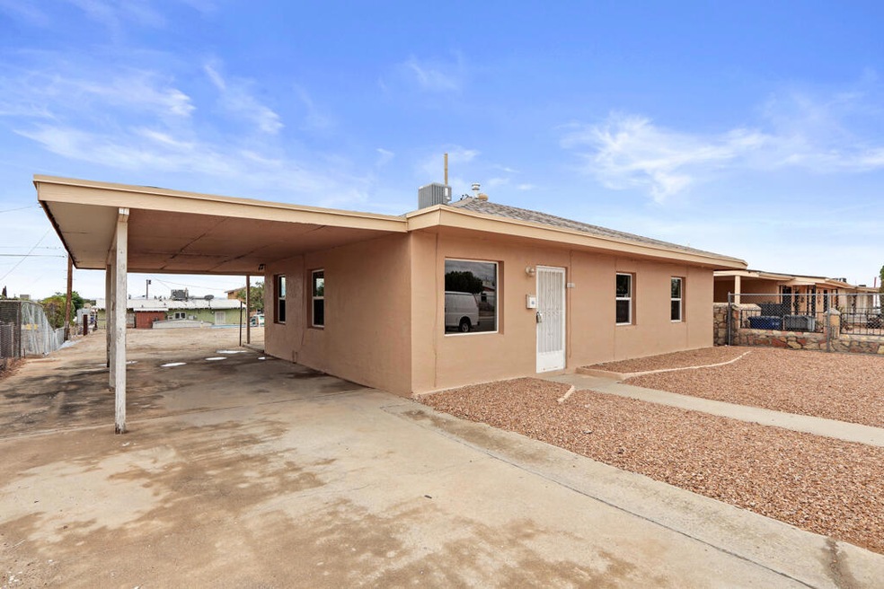 7816 Santa Monica Ct, El Paso, TX 79915 - photo 1