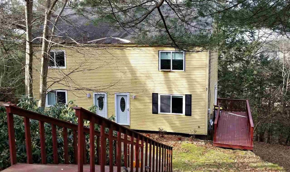 9 Overlook Dr unit R, Derry, NH 03038 - photo 1