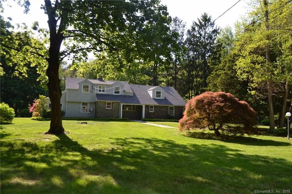 1265 Daniels Farm Rd, Trumbull, CT 06611 - photo 1