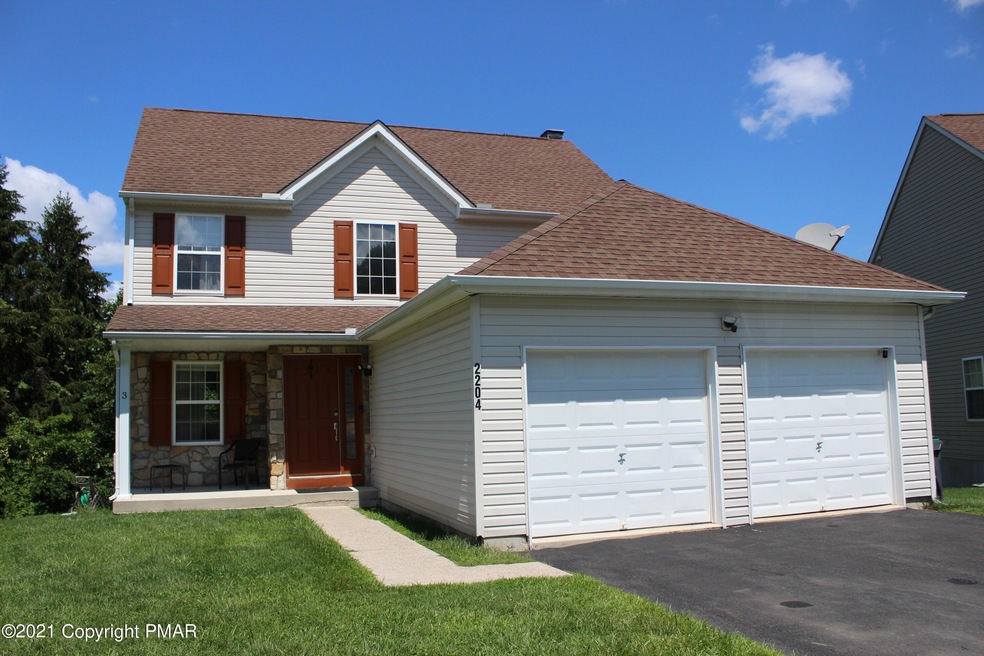 2204 Bowwood Ct, East Stroudsburg, PA 18301 - photo 1