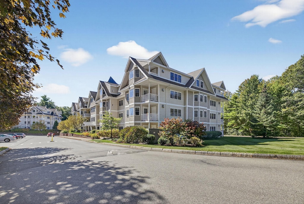 For Sale $449,900 • Co-Listing Agent