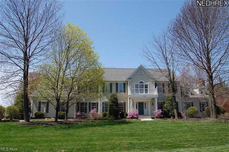 Beautiful custom one owner home on fabulous cul-de
