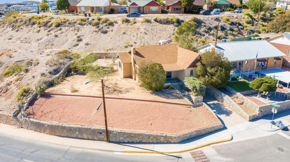 1301 Ingersoll Way, El Paso, TX 79930 - photo 1
