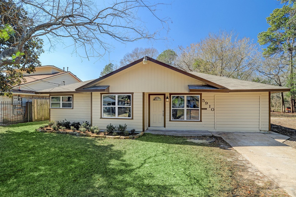 5910 Bretshire Dr, Houston, TX 77016 - photo 1