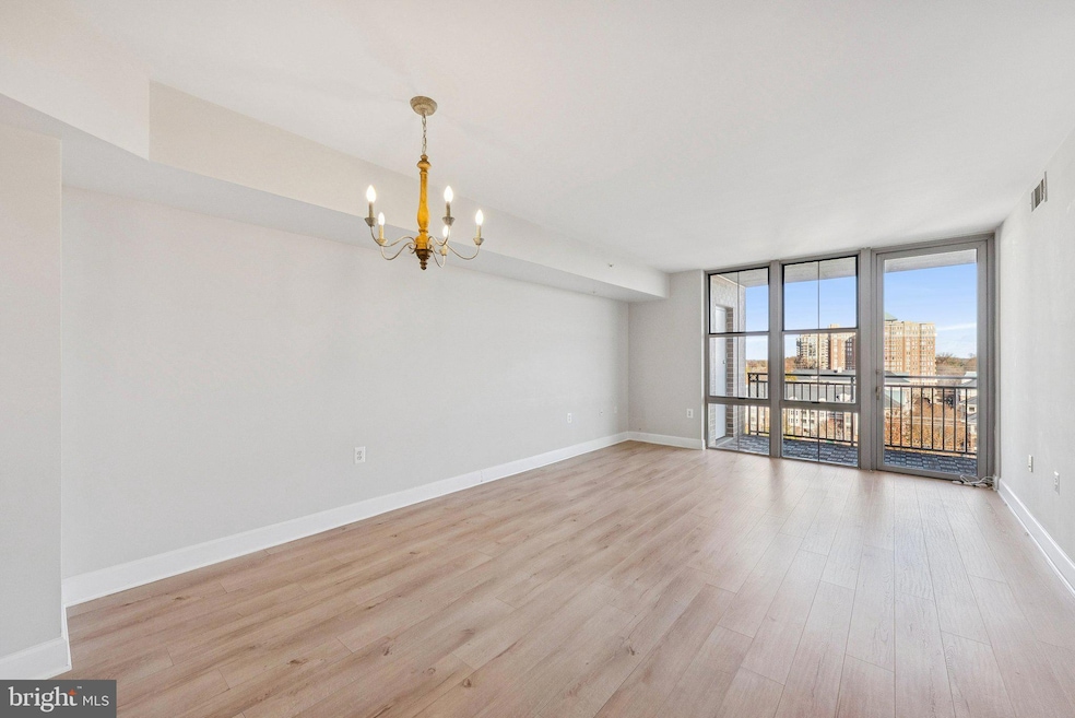 Carlton House @ Reston Town Center unit 1125, Reston, VA 20190 - photo 1