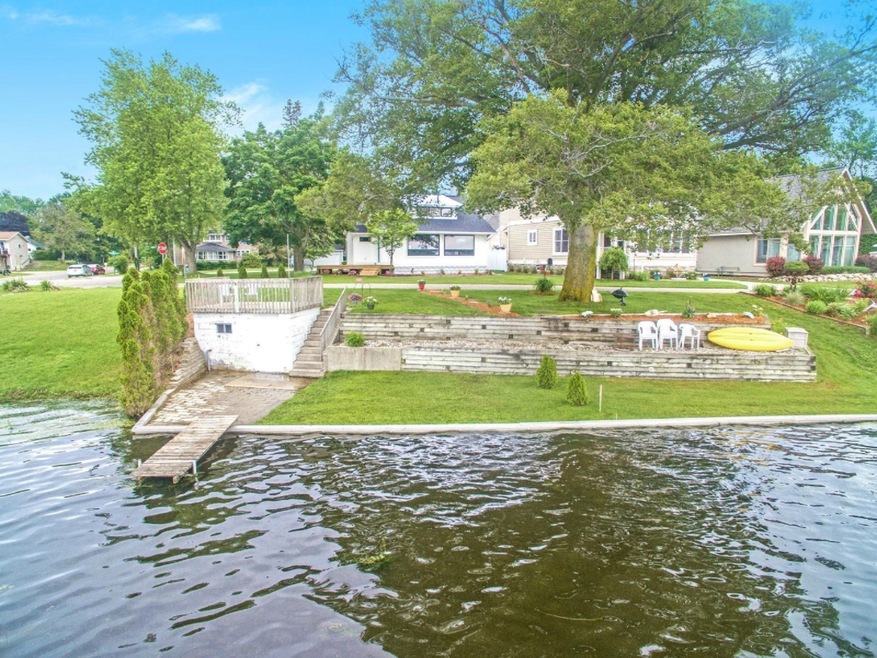 Lakefront on Spring Lake