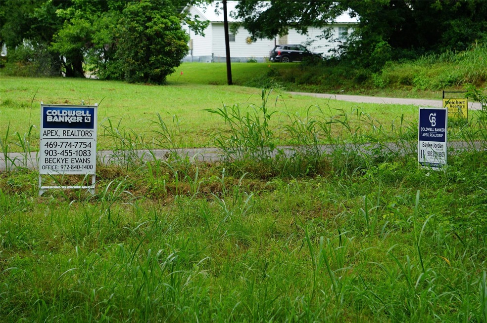 0 E 5th St, Bonham, TX 75418 - photo 1