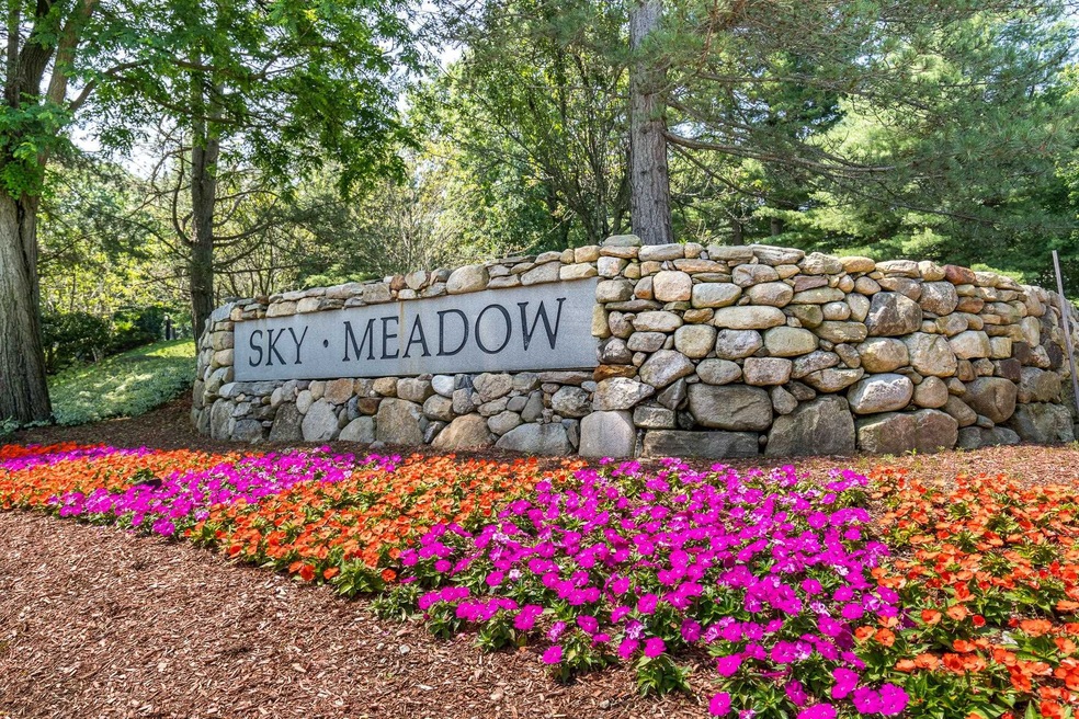 14 Mountain Laurels Dr unit U302, Nashua, NH 03062 - photo 1