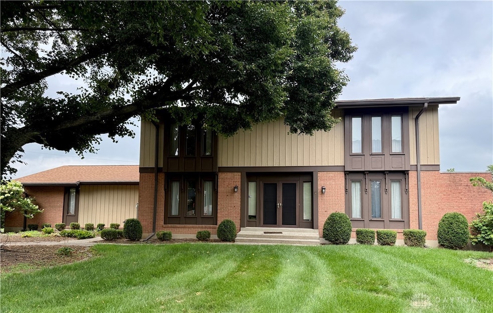 Under Contract $320,000