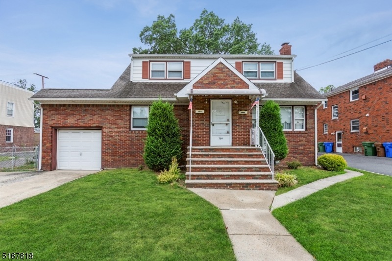 709 Roselle St, Linden, NJ 07036 - photo 1