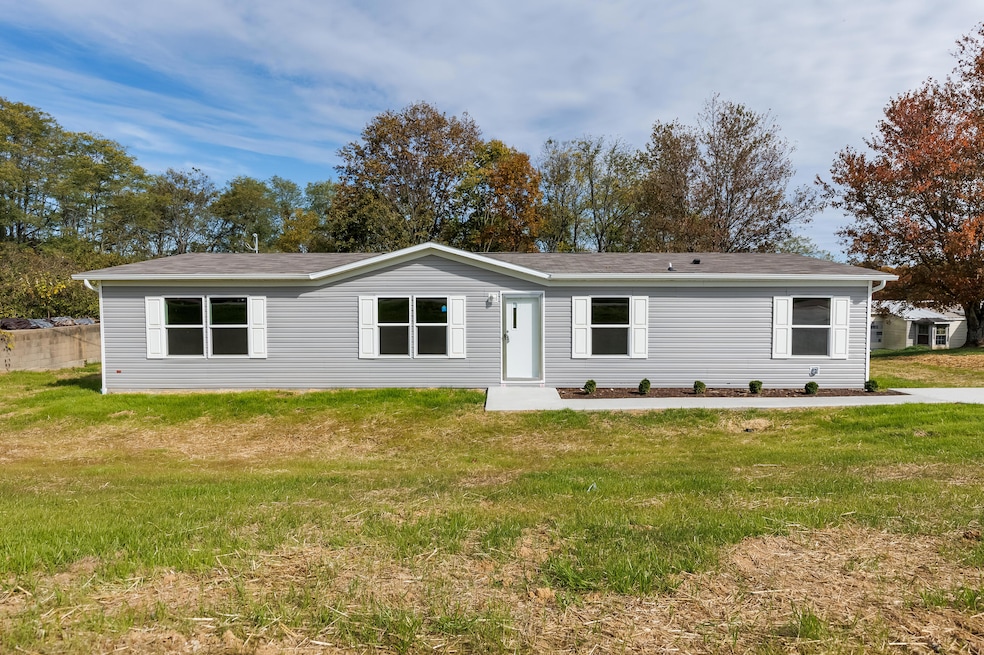 340 N Fork Dr, Crittenden, KY 41030 - photo 1