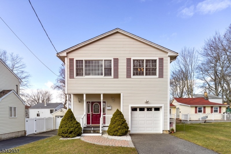 31 Caldwell Rd, Parsippany, NJ 07054 - photo 1