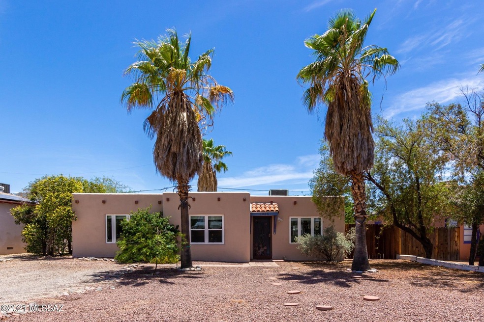1026 E West Circle Dr, Tucson, AZ 85719 - photo 1