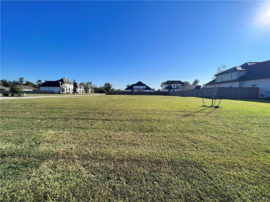 4140 Pierre's Ct, Marrero, LA 70072 - photo 1