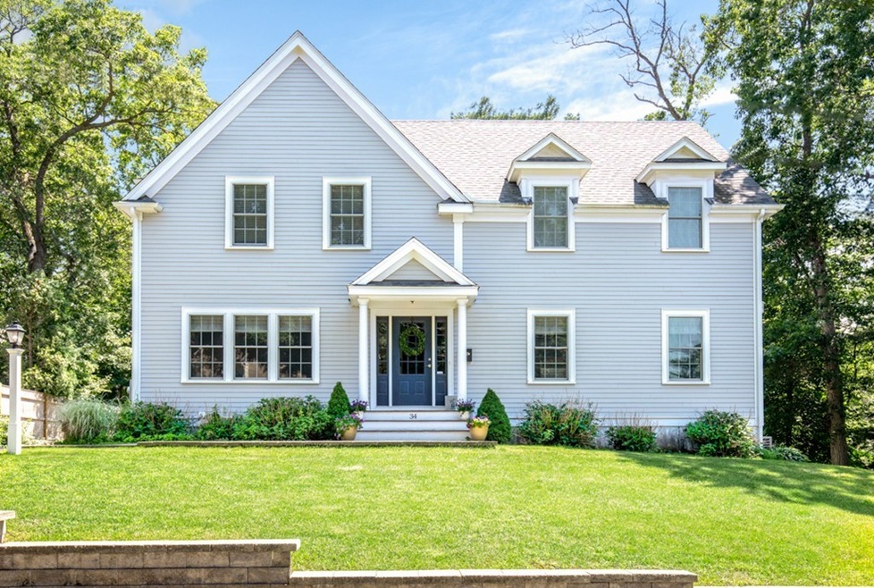 34 Colonial Rd, Hingham, MA 02043 - photo 1