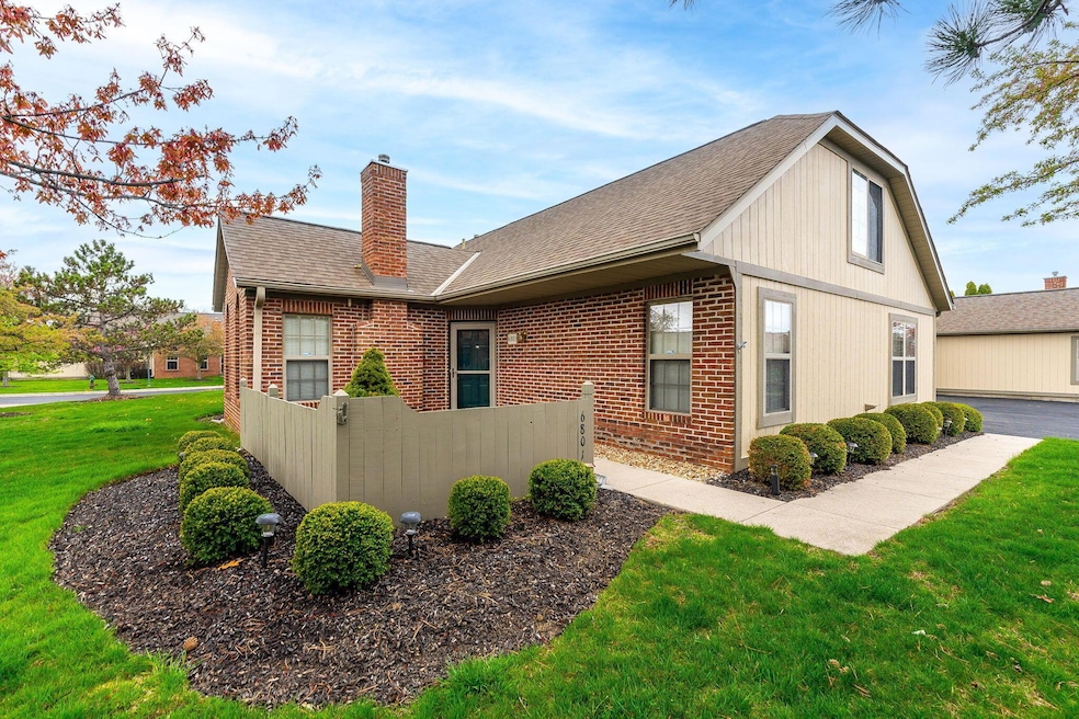 6801 Chateau Chase Dr (Exterior)-1