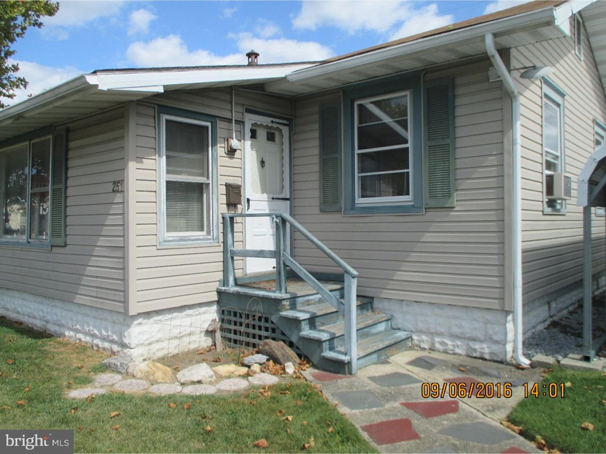 251 F St, Penns Grove, NJ 08069 - photo 1