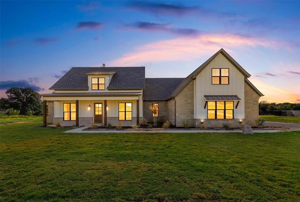 2023 Adelles Ln, Weatherford, TX 76087 - photo 1