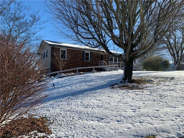 109 Tipperary Dr, Asheville, NC 28806 - photo 1