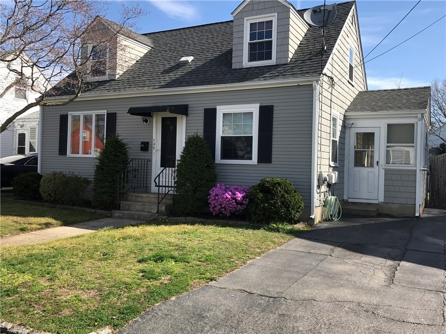 109 Chandler Ave, Cranston, RI 02910 - photo 1