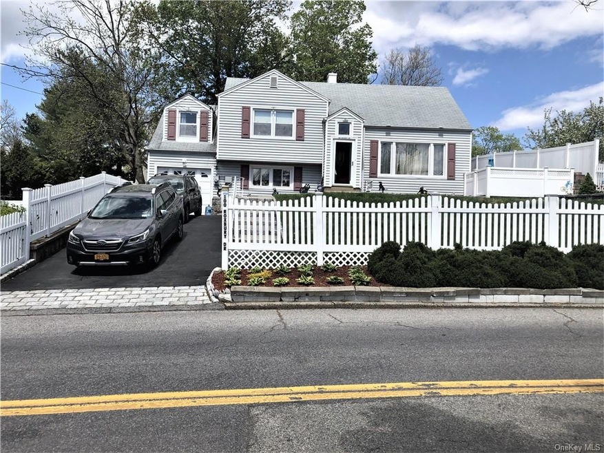 100 Roxbury Dr, Yonkers, NY 10710 - photo 1