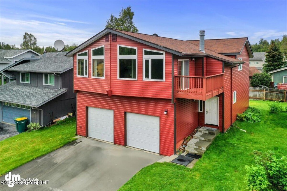 03-Front Exterior_DJI_0887