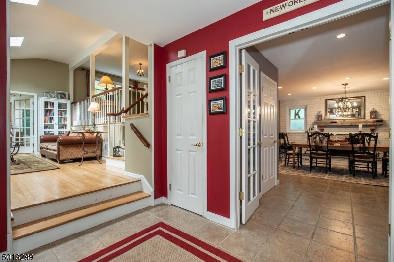 9 Tina Ln, Warren, NJ 07059 - photo 1