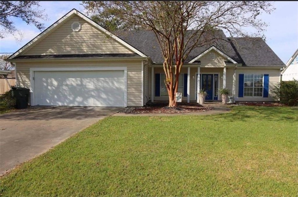 4928 S Prien Lake Rd, Lake Charles, LA 70605 - photo 1