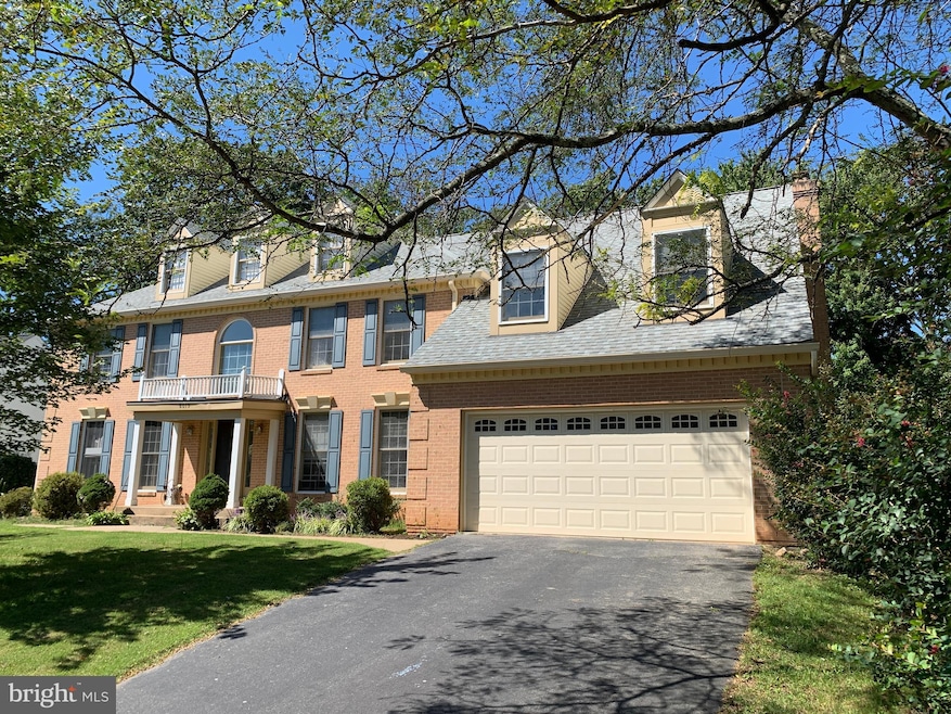 8619 Oak Chase Cir, Fairfax Station, VA 22039 - photo 1