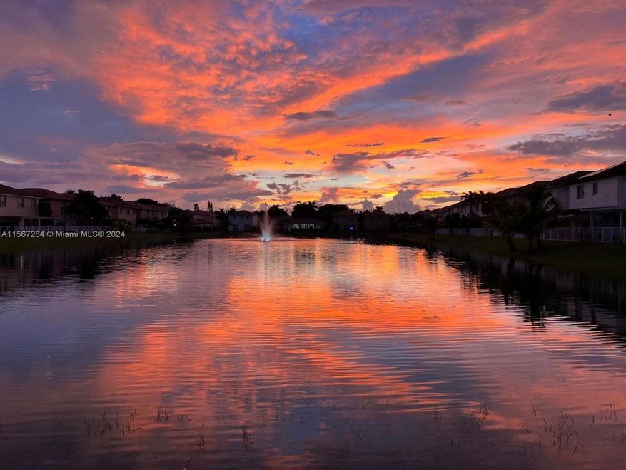 4412 NW 112th Ct, Doral, FL 33178 - photo 1