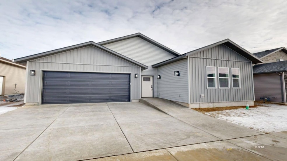 2621 Platinum Dr, Elko, NV 89801 - photo 1