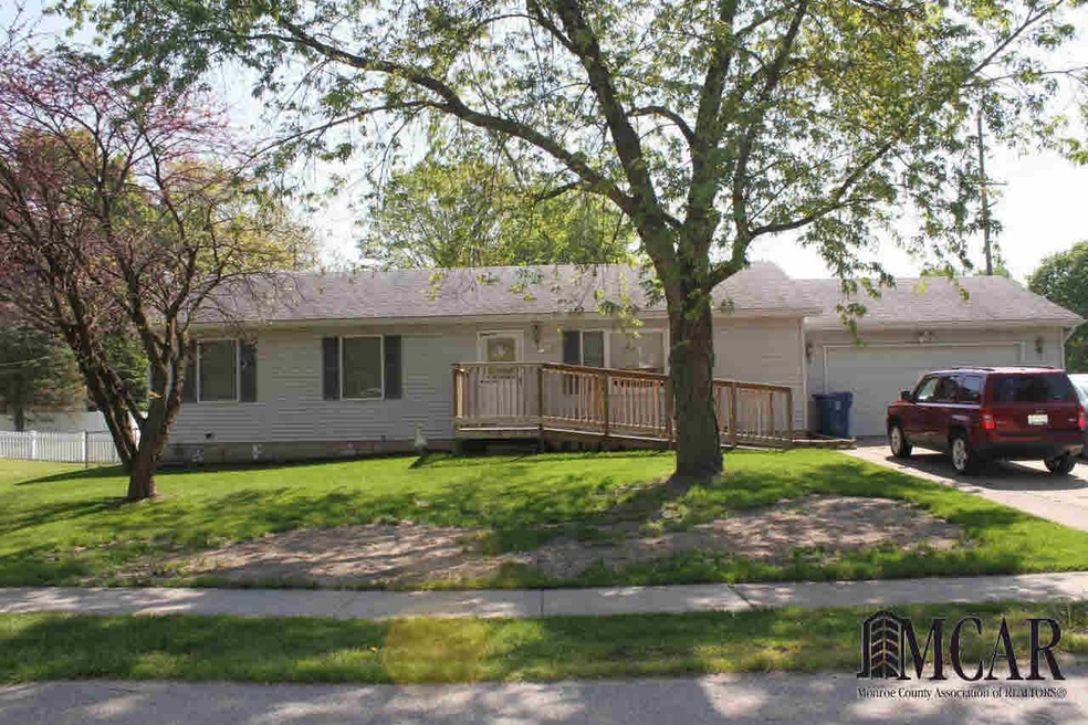 12818 Horan St, Carleton, MI 48117 - photo 1