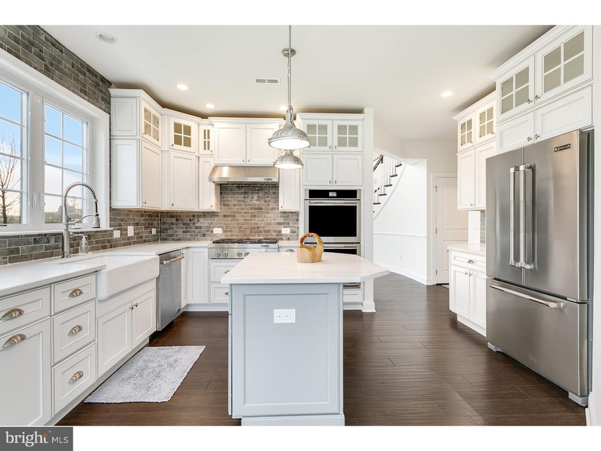 625 Tournament Dr, Moorestown, NJ 08057 - photo 1