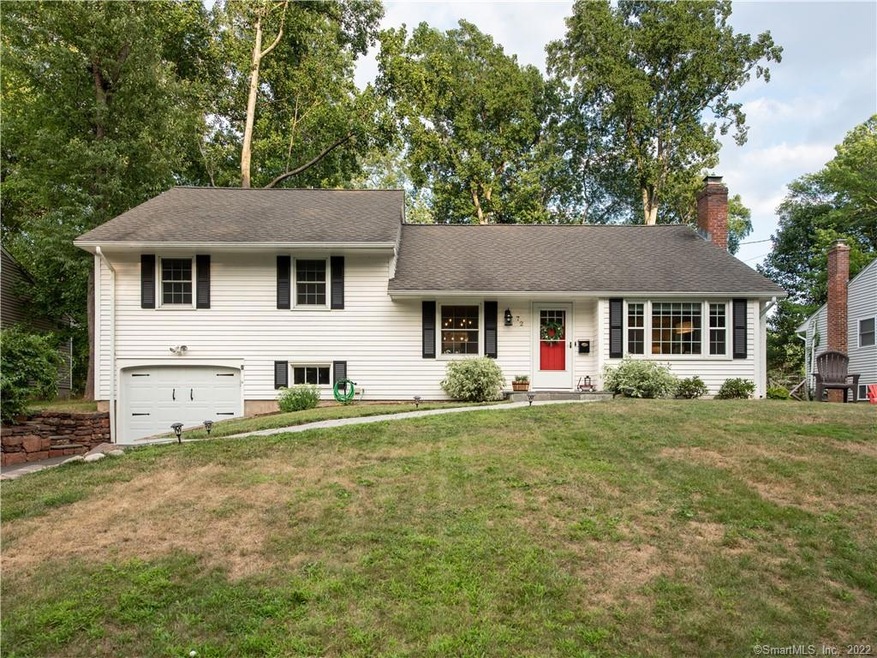 72 Barksdale Rd, West Hartford, CT 06117 - photo 1