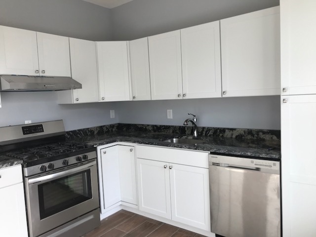 379 Stegman Pkwy unit 2, Jersey City, NJ 07305 - photo 1