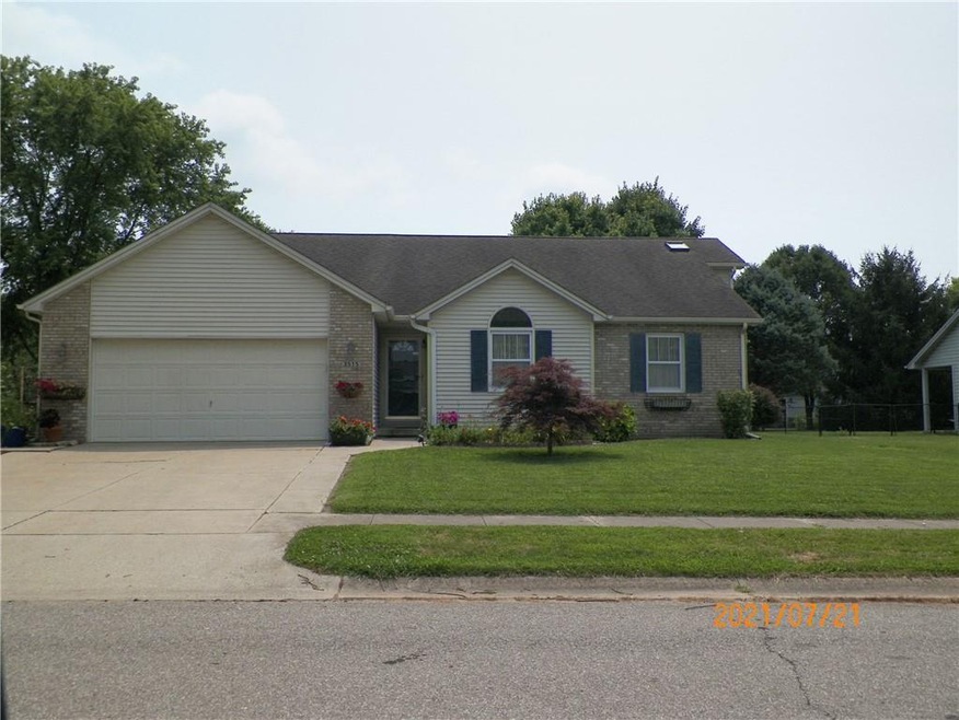 3515 Richland Dr, Columbus, IN 47203 - photo 1
