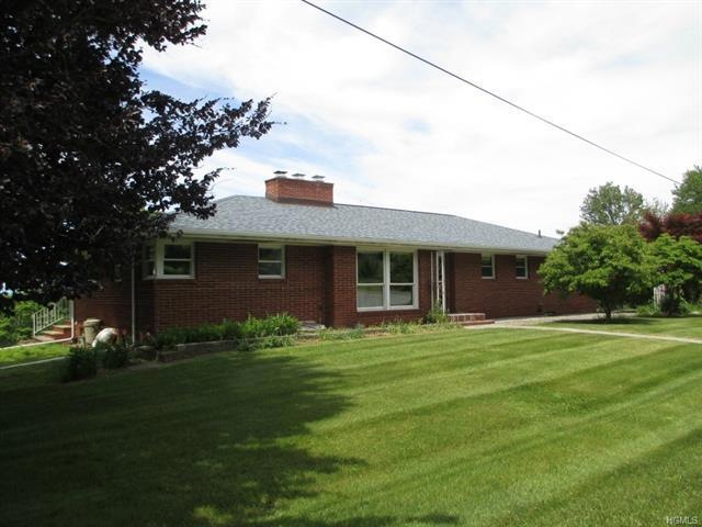 10 Peter Dr, Wappingers Falls, NY 12590 - photo 1